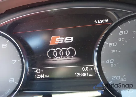 2015 Audi S8 4.0T из США, поврежденный, VIN WAUK2AFD0FN009776